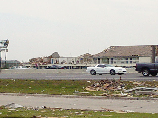 Hotels along I-35